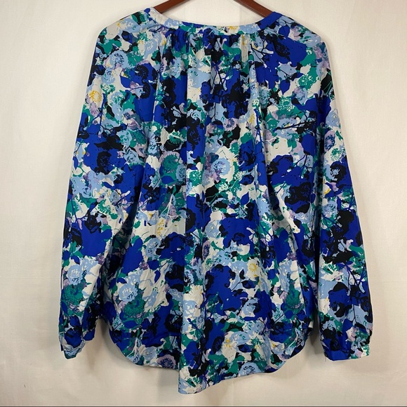 DAISY FUENTES Blue Floral Career Blouse V Neckline Size Large - Picture 4 of 7